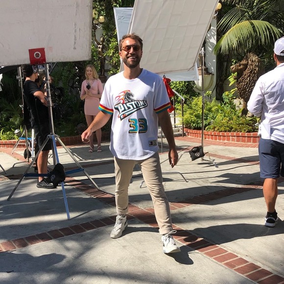 Meet your Posher, Victor - Picture 1 of 1